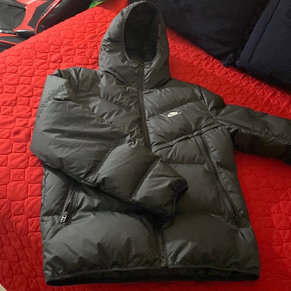 Storm-fit puffer jaket medium men’s never worn,new